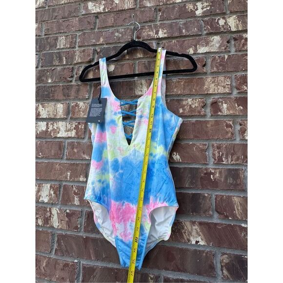 Chaser one piece swimwear size medium multi colored blue, green and pink, no fla - Picture 10 of 12